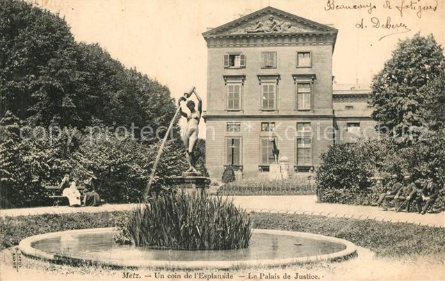 13513256 Metz__57_Moselle Un coin de l'Esplanade Palais de Justice