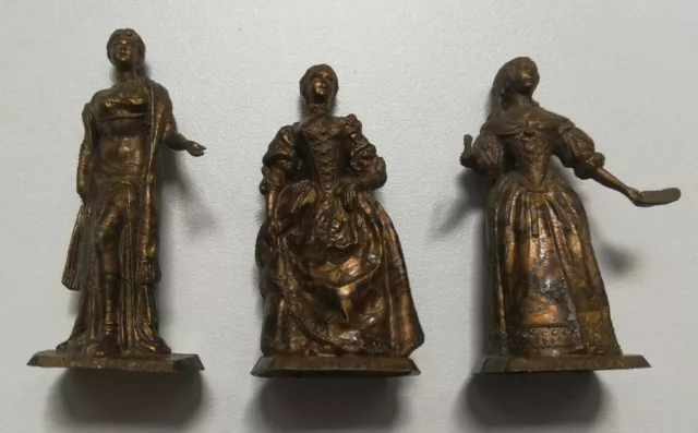 Mokarex lot de 3 figurines personnages celebres du Barry Tallien de Sévigné