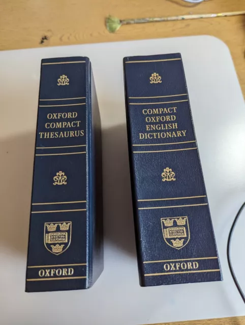2x Compact Oxford English Dictionary & Thesaurus secondEdition Revised Hardback