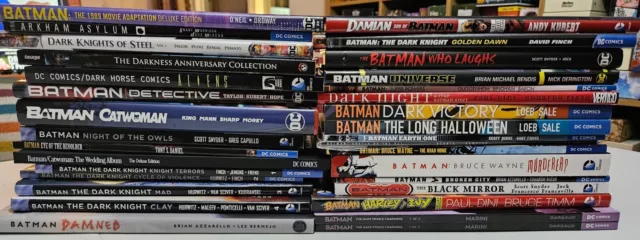 Job Lot Of 32 Batman Graphic Novels (paperback/hardcover)