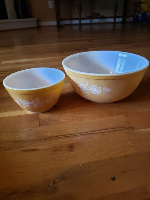 Vintage Pyrex Butterfly Gold 403 & 401 Chips And Dip Nesting Mixing Vintage Pyrex Butterfly Gold 403 & 401 Chips And Dip Nesting Mixing