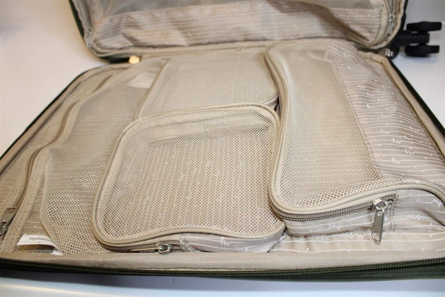Samantha Brown NEW Olive Geo Camo 2PC Set Carry On/Tote Bag Luggage S7655-35-2PC 19