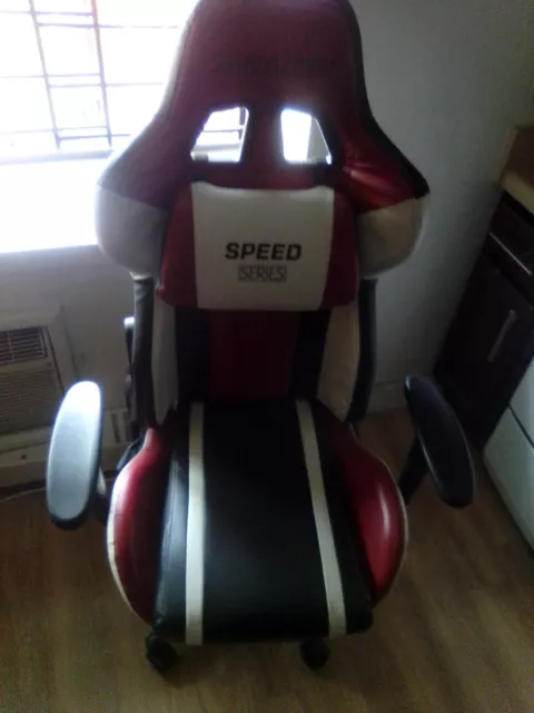 GTRACING PRO Series GT099 Computer Game Chair - Red GTRACING PRO Series GT099 Computer Game Chair - Red