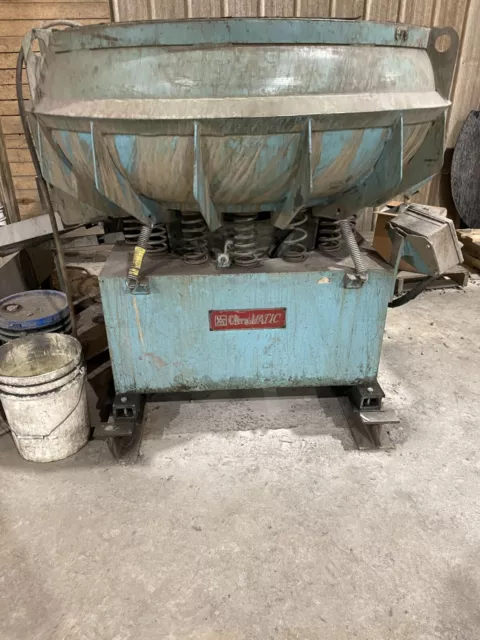 Ultra-Matic Vibratory Tumbler