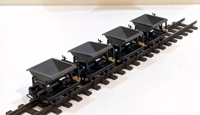Minitrains 3101 - Narrow Gauge - HOe 009 - Pack of 4 Tippler Wagons - Excellent