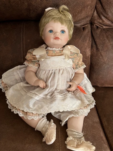 Jessica 1989 Porcelain Girl Doll Hamilton Collection