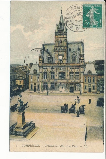 Cpa Compiegne ( 60 ) L´hotel De Ville Et La Place - Ll