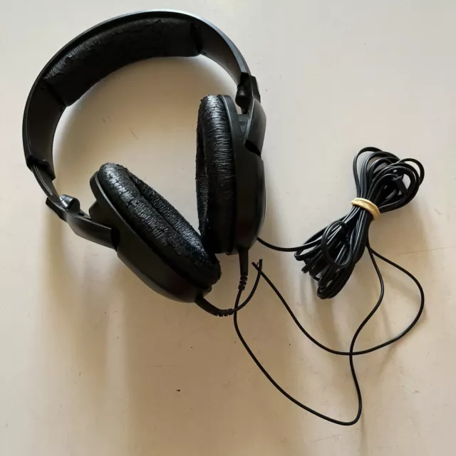 Sennheiser HD 201 Headphones - working but wire sheath broken. for parts/repair