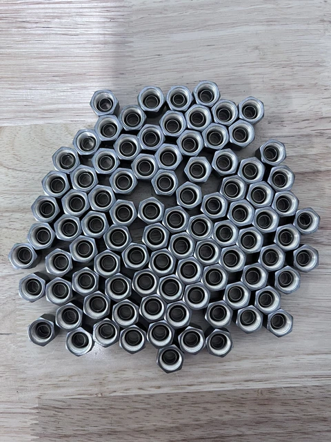 Swagelok 1/4 Nuts And Ferrules Lot Of 100