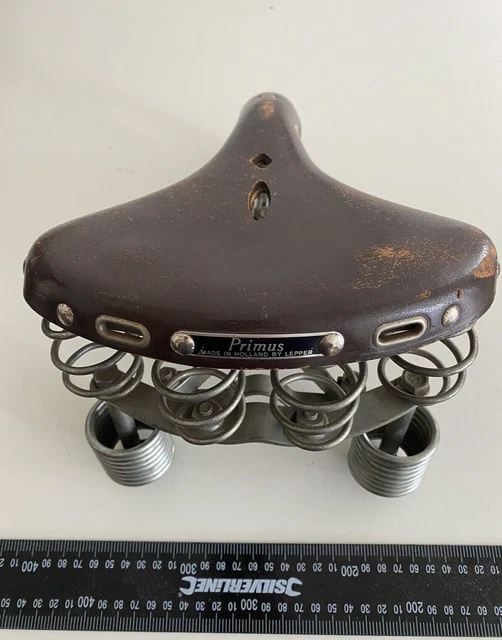 Selle Ancienne En Cuir Marron Lepper Primus - Occasion En Bon état, Parfaite Pour Les Passionnés D'équitation Vintage