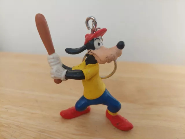 Disney Goofy Batting Key Ring  Bullyland Hand Painted Made in Germany 41