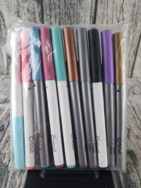https://www.picclickimg.com/tOkAAOSwk8BjzTx6/Cricut-Metallic-Pen-Set-10-Pack-Multi-Color.webp