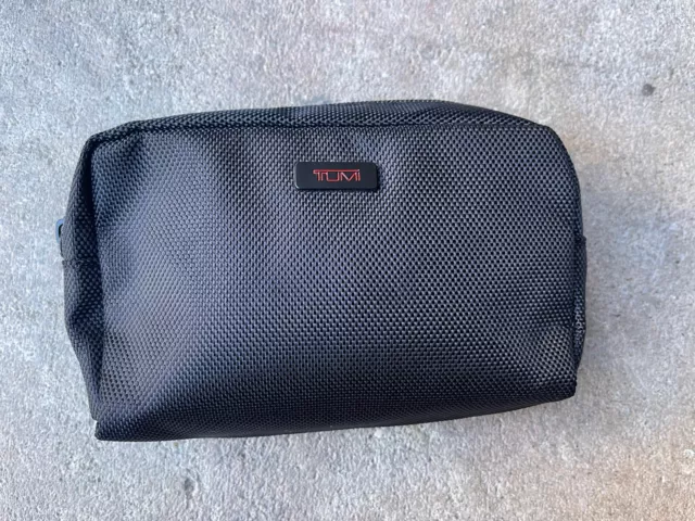 TUMI for Delta Black Small Pouch Zippered Soft sided Travel Case Toiletry Bag