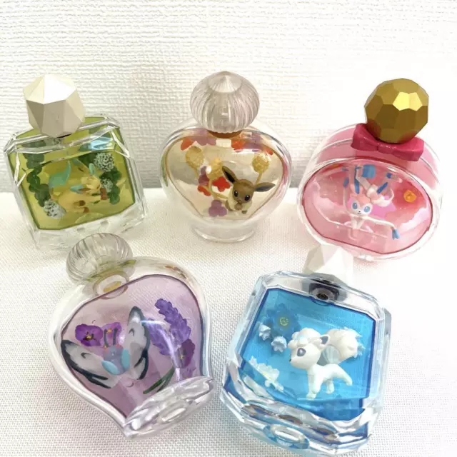 LOT 5 - Pokemon Petite Fleur Figure Bundle Sale w/ Galarian Ponyta G34812