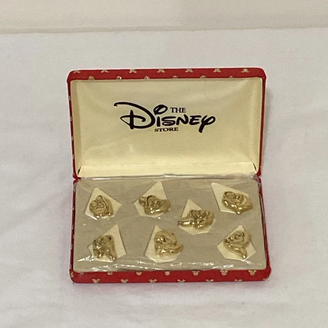 DISNEY STORE SNOW White & Seven Dwarfs Gold Pin Set - 7 Pins In a Red ...