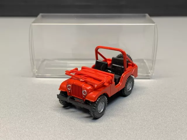 Jeep Renegade SUV Geländewagen offen mit umklappbarer Scheibe rot Roco H0 1:87