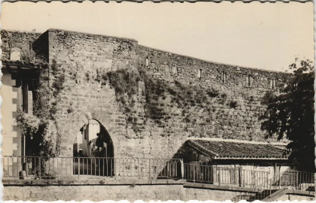 CPA AK St Jean Pied de Port Les Remparts et la Porte FRANCE (1130576)