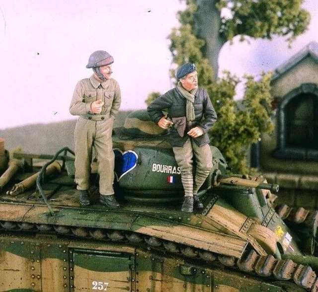 Maison de ville normande WW2 pré-peinte 1
