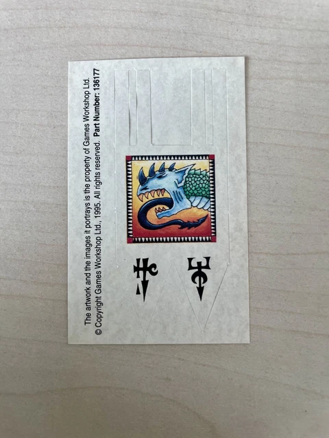 Figurine Warhammer Porte-étendard Nain - Games Workshop 1993 - Peinte