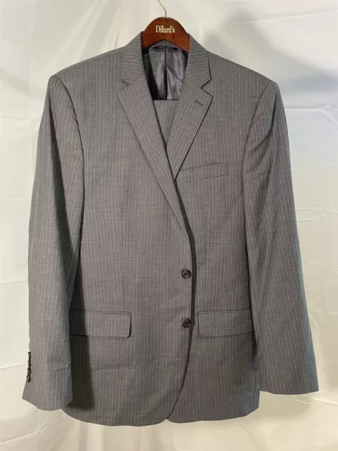 Ralph Ralph Lauren 44L 38 x 32 Gray Pinstriped 100% Wool Notch Lapel 2 Btn Suit