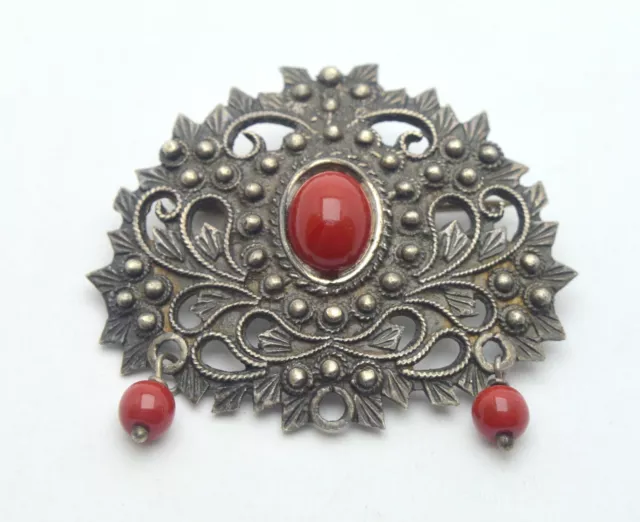 1920s ART NOUVEAU 800 GRADE SILVER EXQUISITE RED CORAL BROOCH