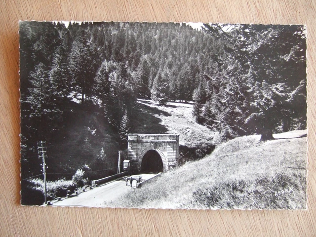 Cpa Le Lioran (15) Entree Nord Du Tunnel. Cantal.tampon Auberge Du Tunnel