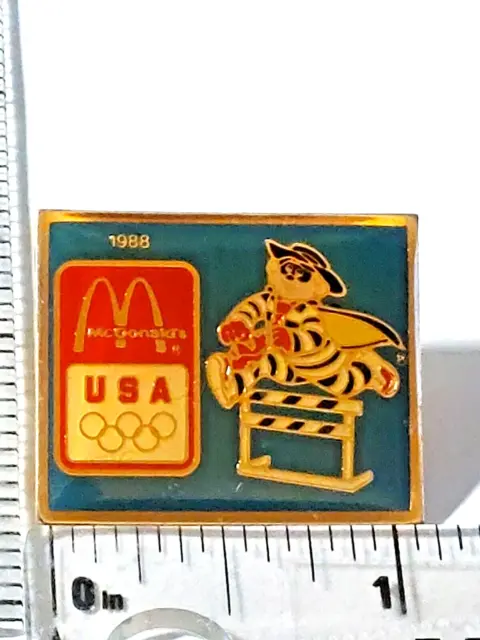 McDonald's 1988 OLYMPICS USA HAMBURGLAR TRACK Lapel Pin (041123)