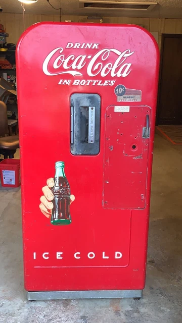 Vintage Vendo 39 Coca Cola Coke Machine