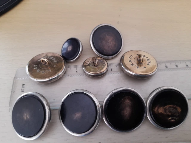 Lot De 7 Boutons Anciens En Lucite Avec Paillettes - Ronds, Couture - Fabriqués En France - Occasion