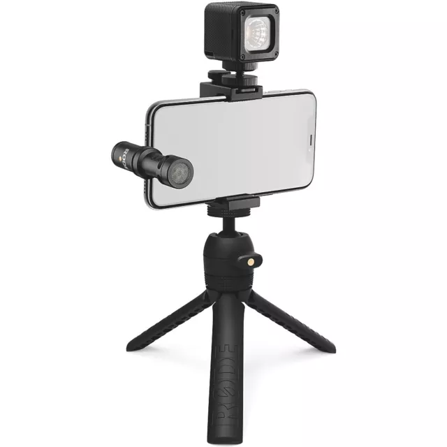 RODE Vlogger Kit for USB-C Devices Includes Tripod/light/VideoMic/Accessories LN