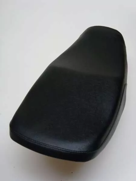 Yamaha RD350 LC YPVS F1 Replacement vinyl motorcycle seat cover