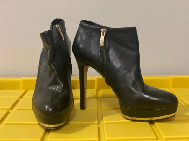 Vince Camuto | VC-DIRA Boots/Booties Upper Leather | Color: Black | Size US 8.5