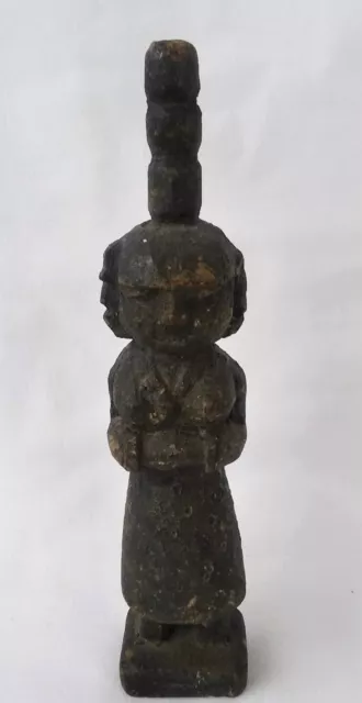 Figurine antique femelle Kuan Yin, Guanyin en bois sculpté du début de l'Asie du Sud-Est 2