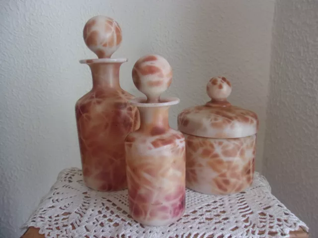 Flacons De Toilettes En Pate De Verre Periode Art Deco/Flacons Anciens Parfum