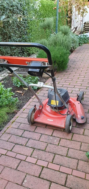TORO ELEKTRORASENMÄHER 45CM mit Ersatzmesser und Kraftharke