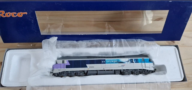ROCO 7300027 CC 72130 `Diésel En voyage SNCF ép. V-VI - analogique - HO 1/87
