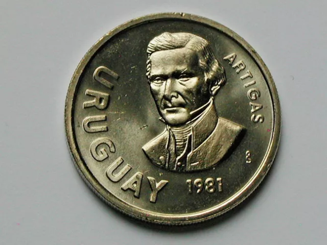 Uruguay 1981 $10 NUEVOS PESOS Coin UNC with Lustre & National Hero Artigas