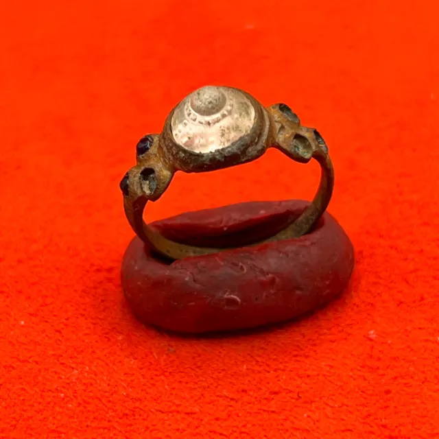 Ancient bronze ring from the Middle Ages Ancient Original Artifact Size 7,5 US