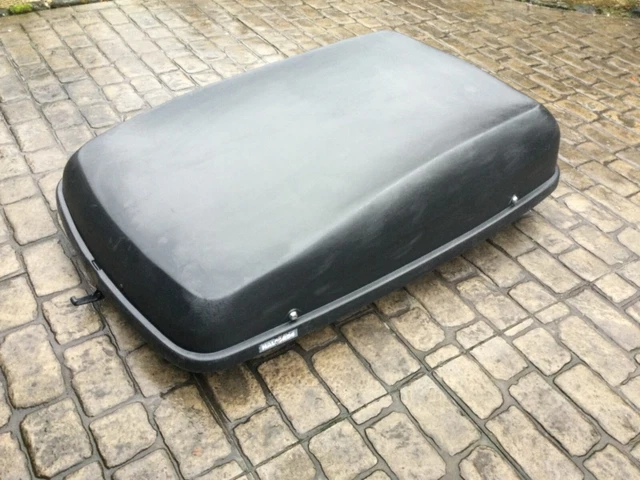Halfords 320l shop roof box