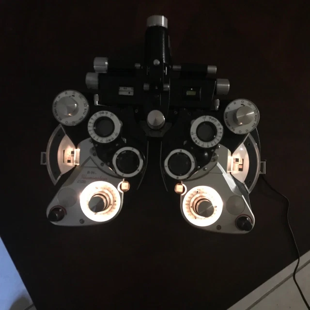 Burton 7500-I Illuminated Refractor (Minus Cylinder) GREAT CONDITION