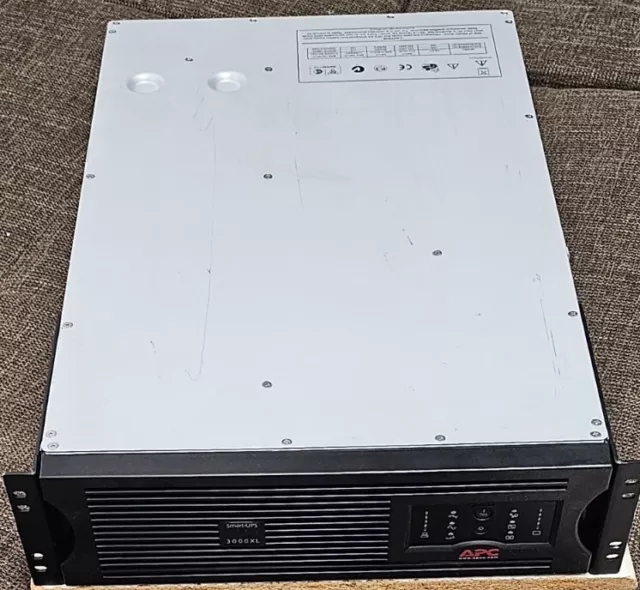 APC Smart-UPS XL 3000 VA RM, 3 U, 230 V SU3000RMXLI3U