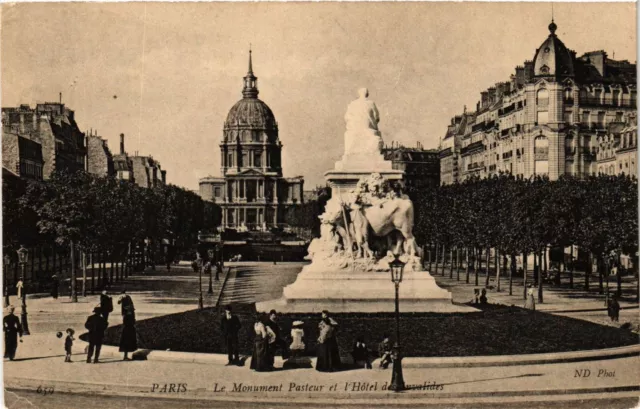 CPA PARIS 7e-Le Monument Pasteur et l'Hótel des Invalides (327549)