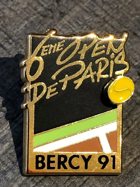 Pin's 10e Open De Paris JC Decaux – Tennis – Arthus Bertrand Paris – Vintage – Doré