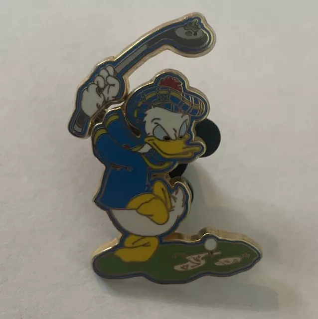 Rare Disney Trading Pin Daffy Duck Movable Arm Golfing Golf