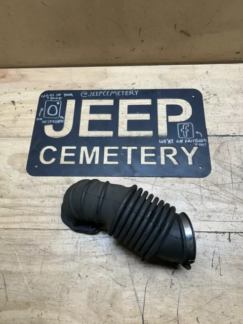 87-90 Jeep Cherokee XJ Comanche MJ OEM 4.0L Rubber Air Intake Boot Hose