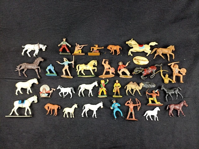 Lot x32 petits indiens cowboy chevaux jouets vintage Starlux Nestlé et autres