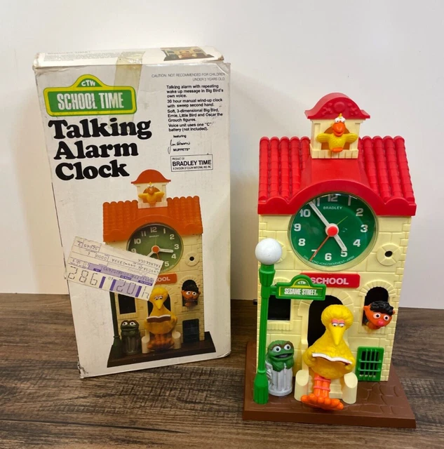 SESAME STREET BIG Bird School House Talking Alarm Clock w/box