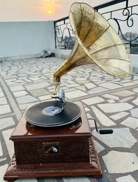 VINTAGE REVIVAL: DESIGN Wind-Up Grammofono - Un Elegante Phonograph per  Casa O EUR 272,16 - PicClick IT