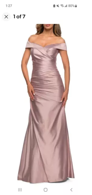 LA FEMME Women’s 6 Off the Shoulder Ruched Satin Trumpet Gown Champagne  New