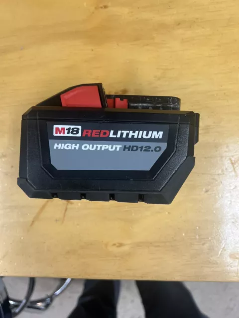 Milwaukee M18 High Output 18V Lithium Ion 12.0Ah Battery (48-11-1812)